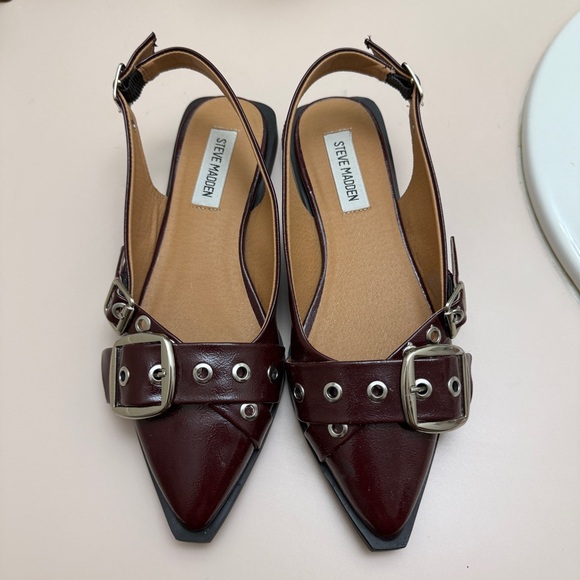 Steve Madden Gutzy Burgundy Patent Pointed Toe Slingback ballet flats - Picture 1 of 5